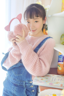 国模小魔女玟玟图片